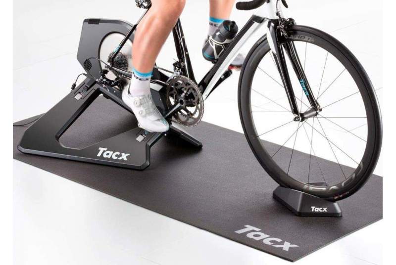 alfombra tacx para rodillos de entrenamiento 2.jpg