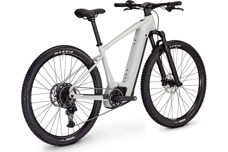 bicicleta focus jarifa 67 2024.jpg