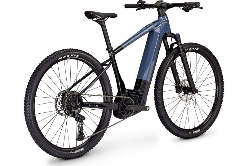 bicicleta focus jarifa 68 2024.jpg