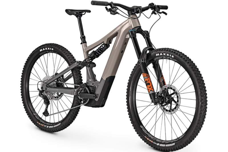 bicicleta focus sam 68 2024.jpg