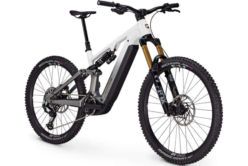 bicicleta focus sam 69 2025.jpg