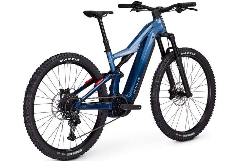 bicicleta focus thron 67 2025 600 wh 2.jpg