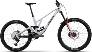 bicicleta ghost poacha full party 2026 scaled 1.jpg