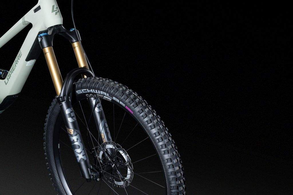bicicleta lapierre spicy cf 89 2025 2.jpg