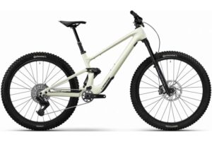 bicicleta lapierre zesty cf 69 2026.jpg