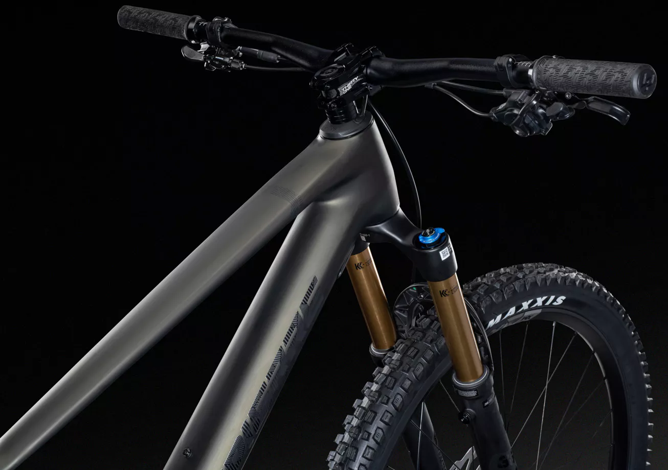 bicicleta lapierre zesty cf 89 2024 3.png
