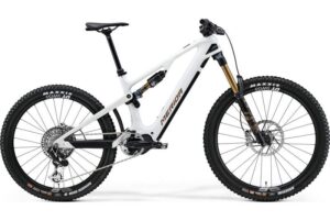 bicicleta merida eone sixty 10k 2025.jpg